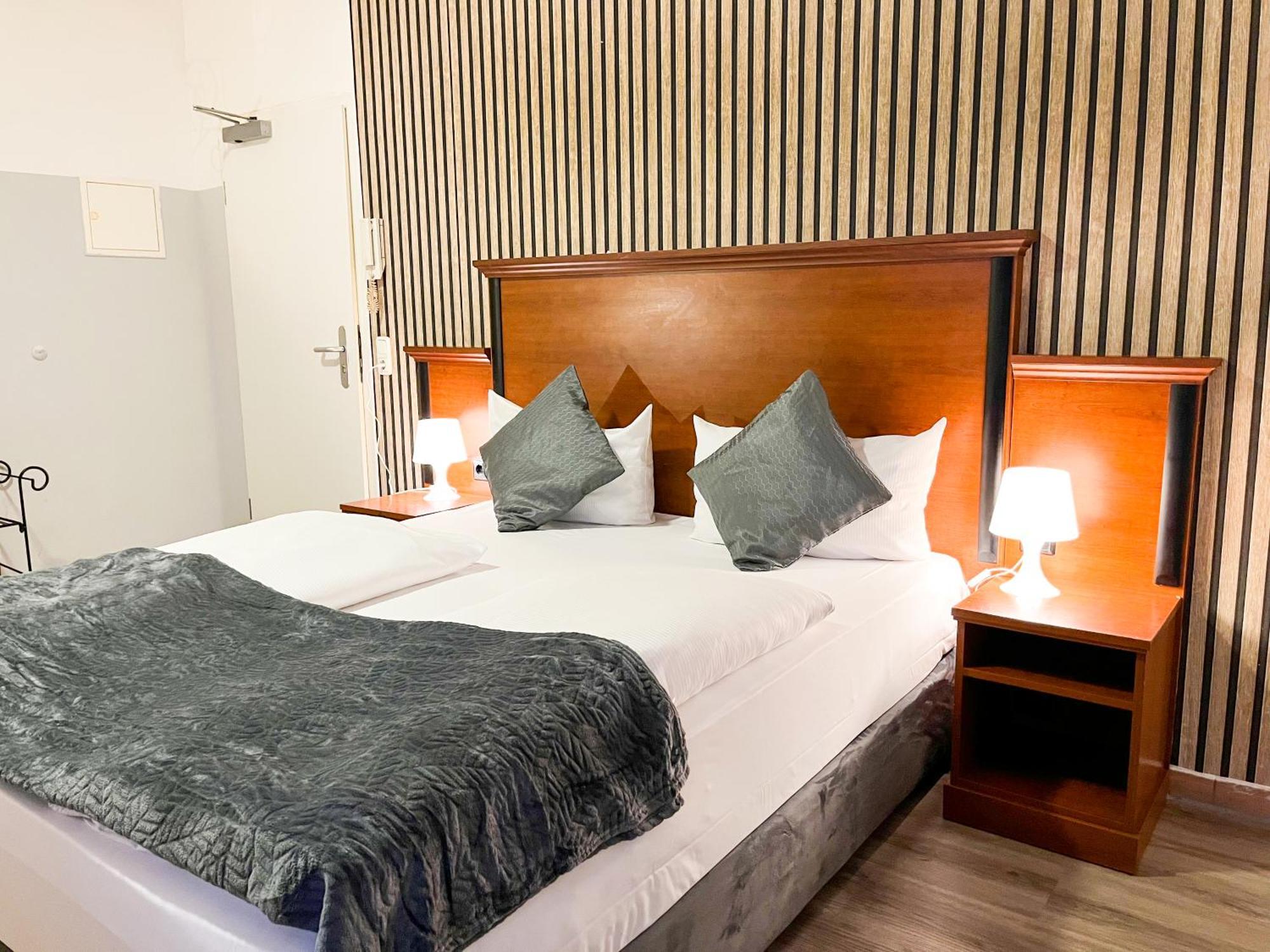 Hotel West Frankfurt am Main
